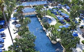 Jomtien Palm Beach Hotel & Resort